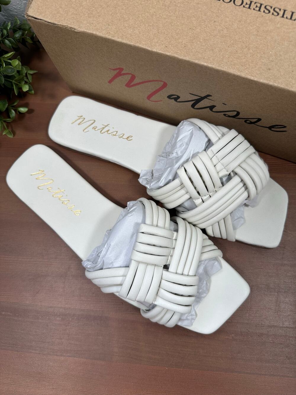 Matisse Women's Samson Leather Knotted Slide Sandals White‎ Size 10